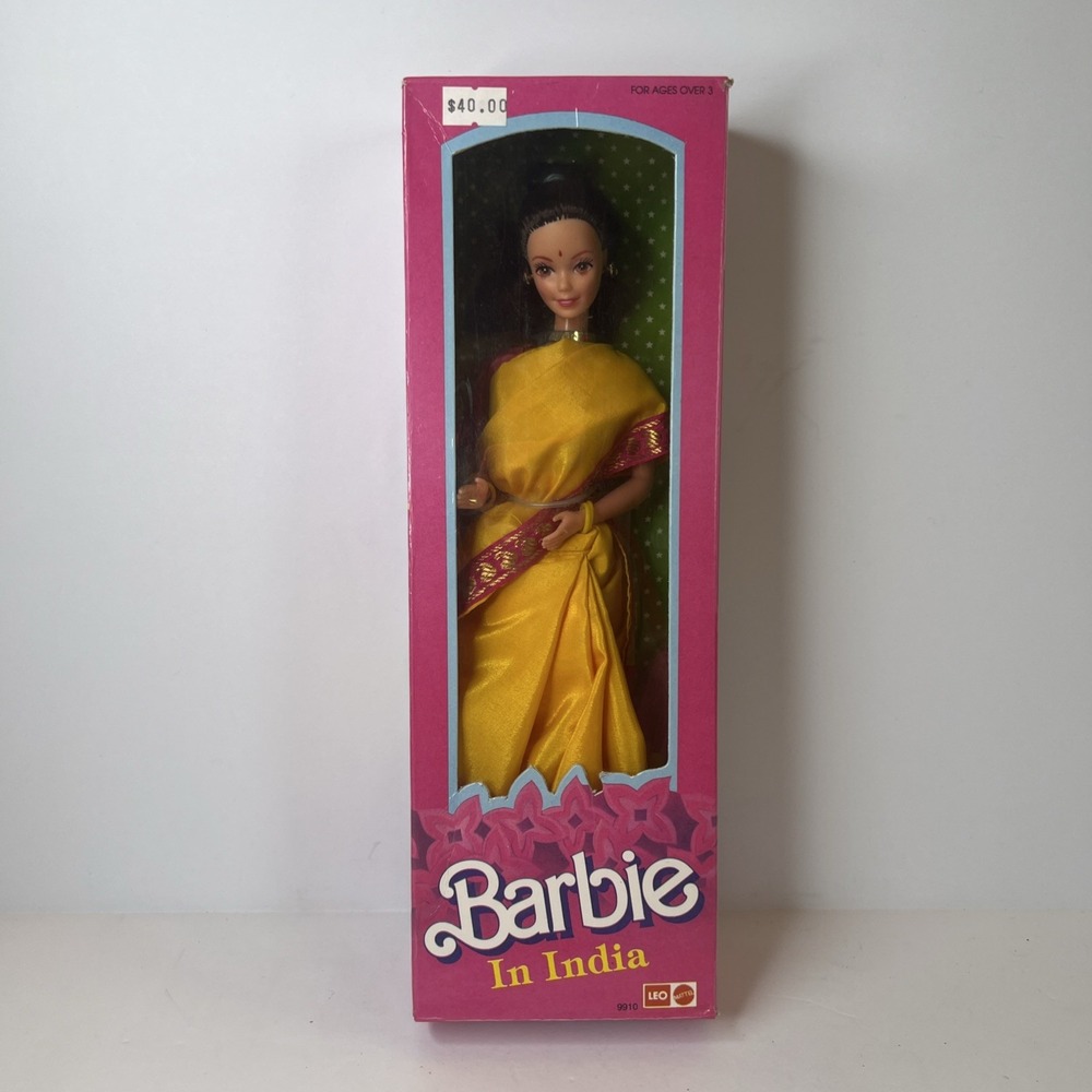 1993 Barbie in India #9910 Brunette Yellow Sari LEO Mattel NIB Vintage